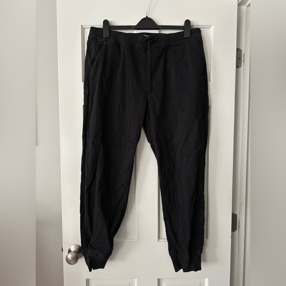 PAIGE Tie Waist Men’s Jogger Pants